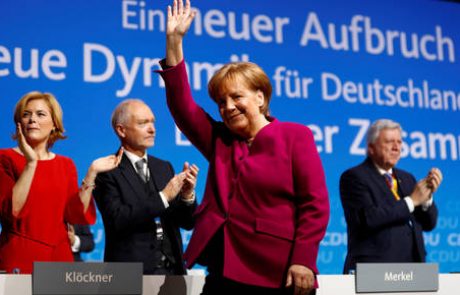 Aplavz za kanclerko in pomlajeno CDU