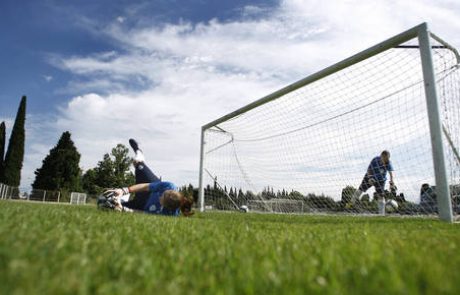 Nogometašice Olimpije tudi v drugo sklonjenih glav