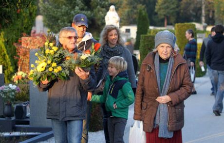 Prvi november je praznik majhnih skupnosti