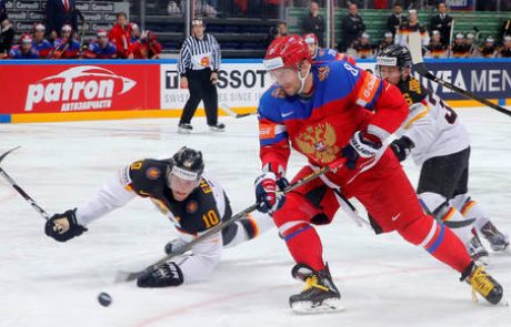 Poslovil se je legendarni ruski hokejist Vladimir Petrov