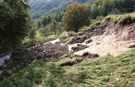 Neurje sprožilo zemeljski plaz na Koroškem