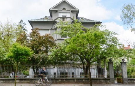 Na prodaj je ljubljanski biser uglednih ekonomistov