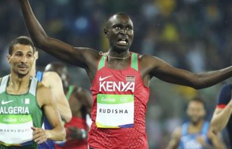 Rudisha ubranil naslov, Bahamka s padcem v cilj do zlata, junak dneva pa domačin Da Silva