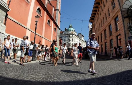 Prebujanje mestnih središč v Sloveniji