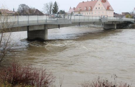 Na severovzhodu države možno poplavljanje vodotokov