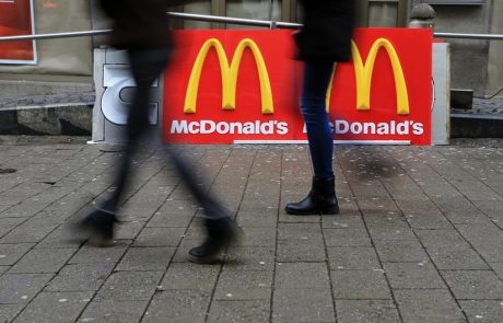 McDonalds zapira restavracije v Indiji