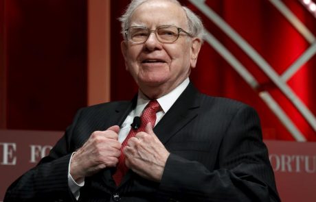 Milijarder Buffett investiral v tri večje ameriške letalske družbe