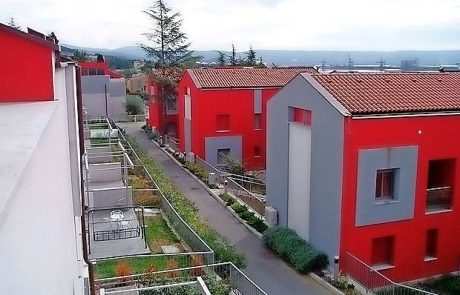 Sredi maja nova dražba apartmajev v Oltri in Cedri