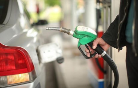 Regulirani ceni bencina in dizla spremenjeni