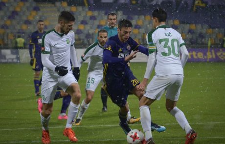 FOTO: Mariborčani izpadli iz pokala, Mešanović poškodovan v UKC Maribor