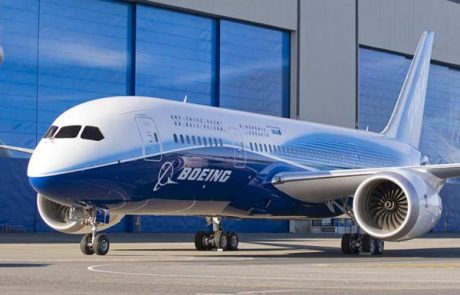 Boeing je dvignil svojo napoved glede letnih dobičkov