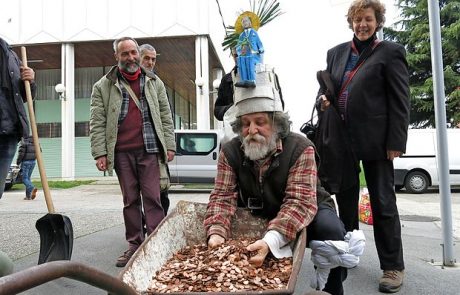 Terorizem brez zla, ki sili k razmišljanju