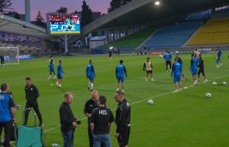 FOTO: Vročo zelenico Ljudskega vrta preizkusili tudi Izraelci