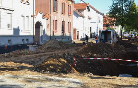 FOTO: Blatni kaos v Mariboru se zna zavleči, občina prosi za razumevanje