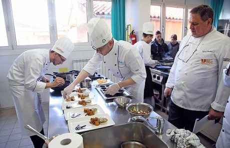 Mladi kuharji in natakarji so pokazali, kaj znajo (foto)