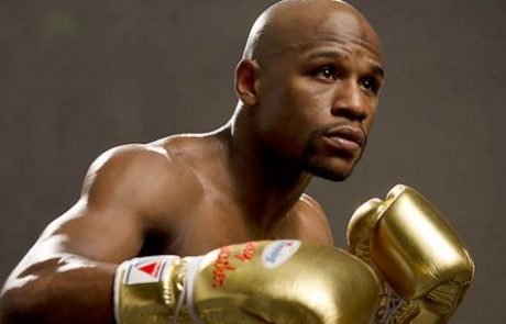 Mayweather v dvoboju stoletja premagal McGregorja