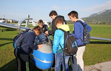 Največ zanimanja za Pipistrel in Mlinotest (foto)