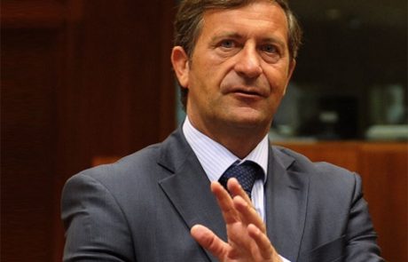 Erjavec zanika poziv Bruslja Sloveniji glede članstva Hrvaške v OECD: “Medijski spin s strani Hrvaške!”