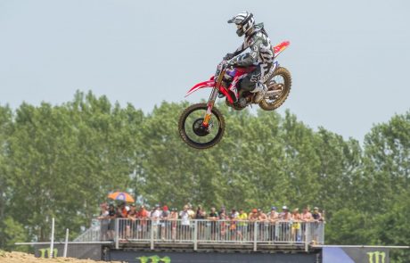 Tim Gajser po povratku med deseterico