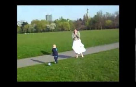 VIDEO: Oh, ta nepazljiva mamica
