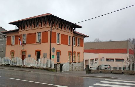 Župan šolama obljublja prizidek in nadzidek