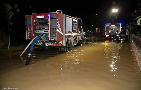 Ponoči v Istri zaradi poplav in plazov 20 intervencij gasilcev