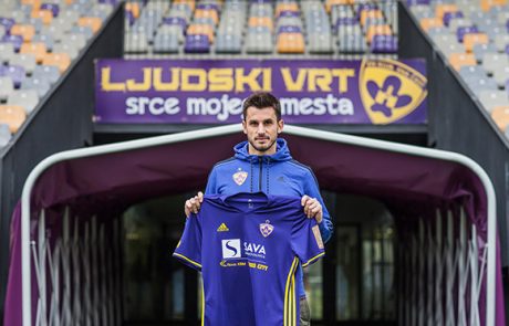 FOTO: NK Maribor uradno predstavil novo moč v obrambni vrsti