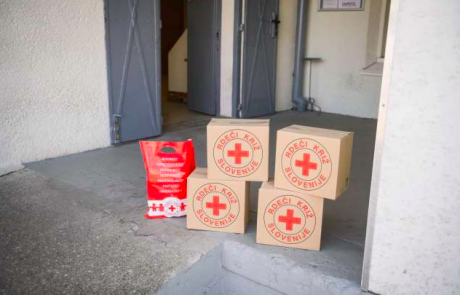 Na svetovni dan Rdečega križa se bodo danes po svetu spomnili vseh prostovoljcev, ki se požrtvovalno odzivajo na vse humanitarne potrebe in stiske