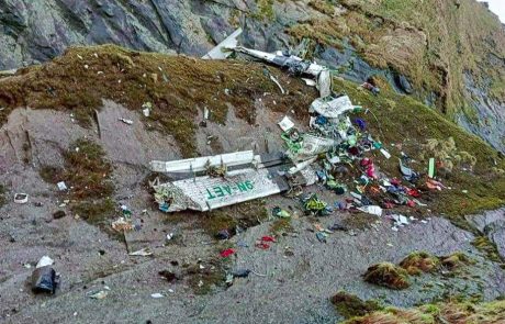 V Nepalu našli razbitine pogrešanega letala