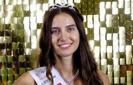 Finalistka izbora za miss Anglije nastopa brez ličil, prva v zgodovini