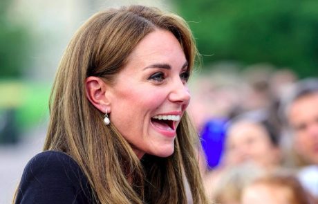 Končno v pravih rokah: Kaj je Kate Middleton po kraljičini smrti podedovala od princese Diane