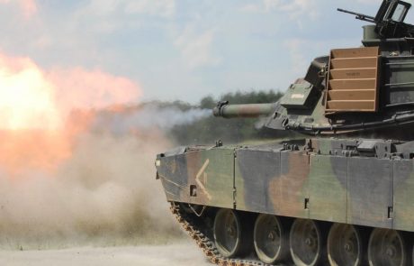 Slovenija bo Ukrajini donirala 28 tankov