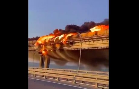 Na Krimskem mostu odjeknila močna eksplozija