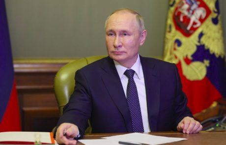 Kremelj Ukrajino obtožil poskusa atentata na Putina