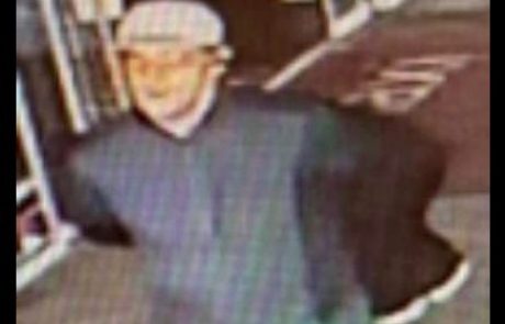 Policija objavila fotografijo napadalca Branka Grimsa. Ga prepoznate?