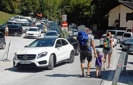 Natrpana Tolminska korita so slika posoškega turizma