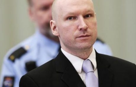 Norveški terorist Breivik dobil tožbo proti državi