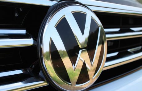 Volkswagen januarja zabeležil 10-odstotno rast prodaje