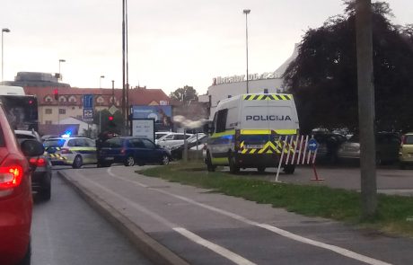 FOTO: 16-letnik brez izpita bežal pred policisti, tako se je končalo