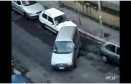 VIDEO: Neuspešno bočno vzvratno parkiranje