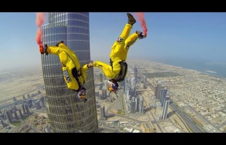 VIDEO: Vrtoglavi skok z vrha najvišje stavbe na svetu