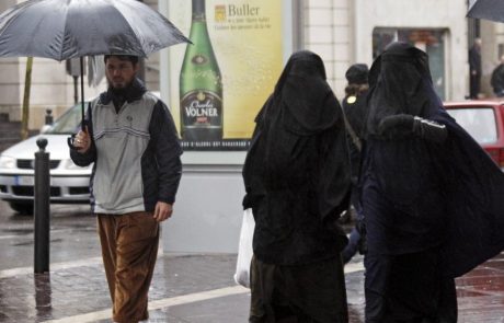 Samo v Berlinu se nahaja skoraj tisoč salafistov, od tega skoraj polovica nevarnih državi