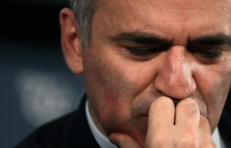 Kasparov po vrnitvi zabeležil prvi poraz