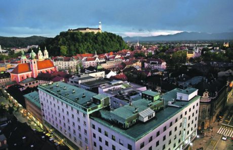 Mladi po Ljubljani z novim zemljevidom Use-it