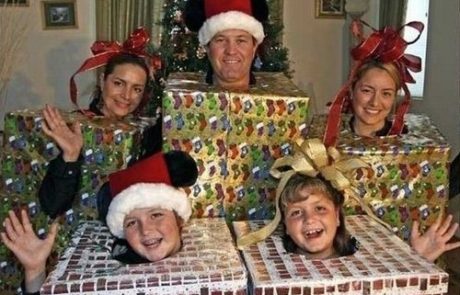 Najbolj čudaški božični družinski portreti
