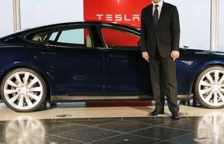 Se je Tesla znašla na robu? Leto 2017 bo zanjo prelomno.