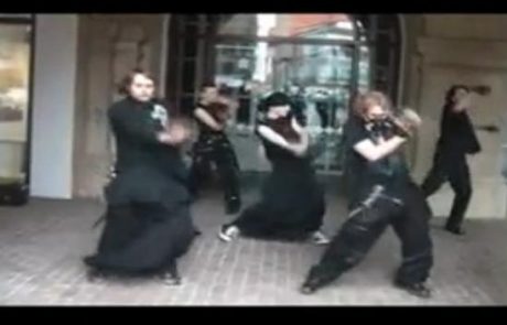 VIDEO: Smešni darkerji plešejo na polko