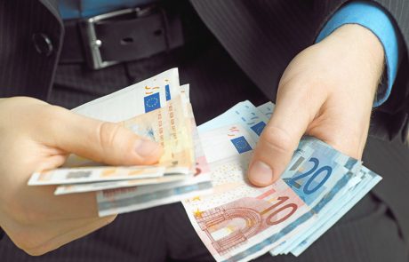 Slovenija še naprej z najvišjim deležem slabih posojil v EU
