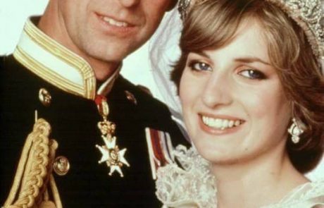 Opazite, kaj je narobe s to fotografijo princese Diane in princa Charlesa?