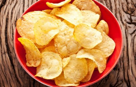 Pripravite domač krompirjev čips v le 10-ih minutah!